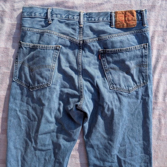 Levi Strauss 550 Relaxed Fit Mens Jeans 38x32 Blue Denim Straight Leg Casual - Picture 6 of 9